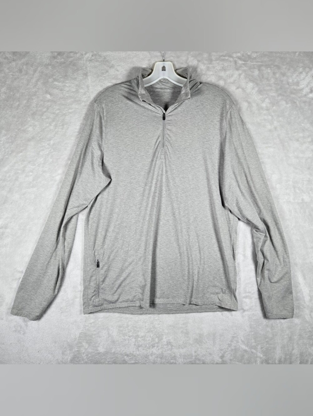 Vuori Ease Performance Half Zip Mens Size Medium Heather Gray Pullover 2.0 V221